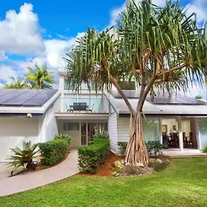  Holiday home Secluded Oasis On The Water, Australia